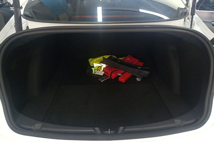 特斯拉 Model 3 2021款 标准续航后驱升级版局部细节23