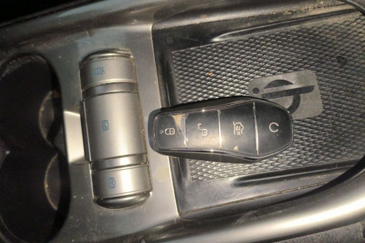 比亚迪 海豚 2021款 405km 时尚版中控内饰7001