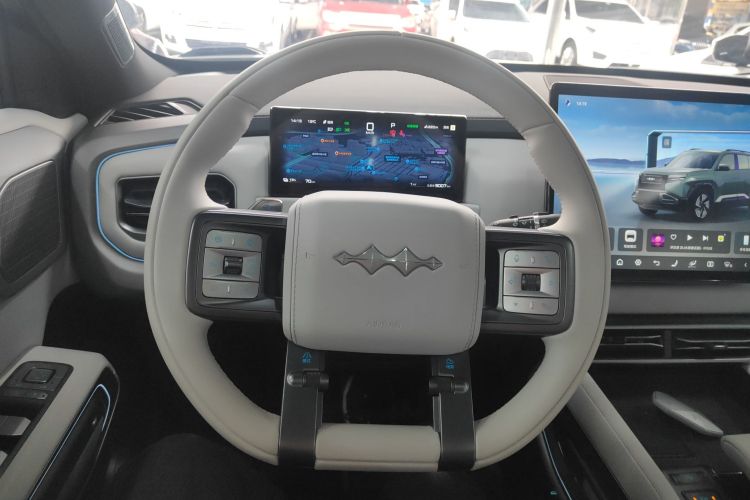 方程豹 钛3 2025款 501KM 四驱智驾Ultra版中控内饰13