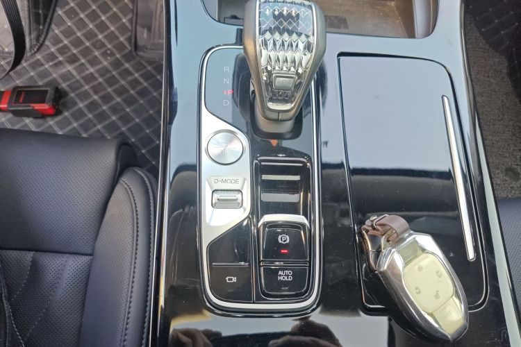 广汽传祺 传祺M8 2024款 大师系列 400T 至尊版中控内饰18