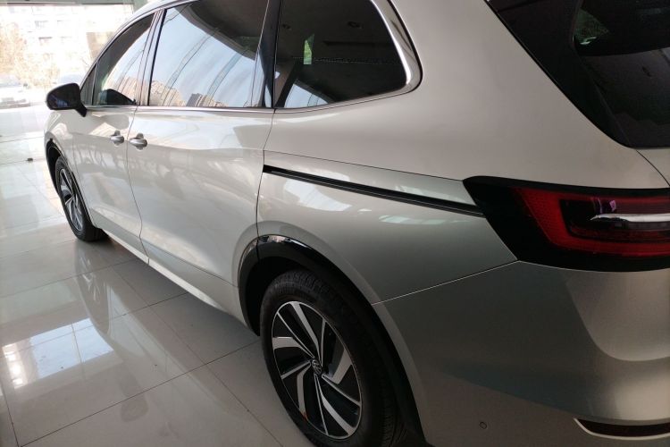 大众 威然 2024款 330TSI 豪华版车身外观6003