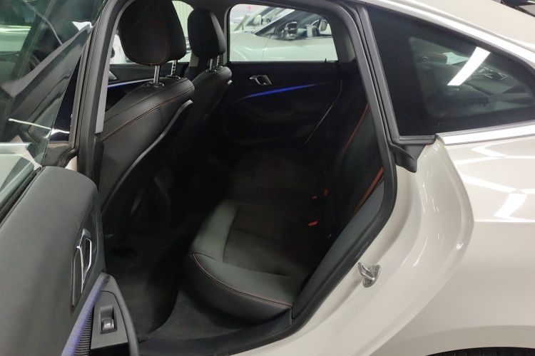 宝马2系(进口) 2021款 225i 四门轿跑车 M运动套装中控内饰21