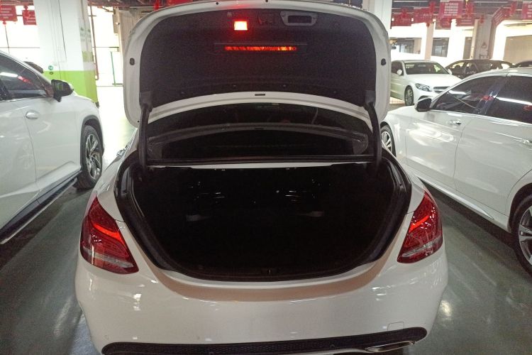 奔驰C级 2015款 C 200 L 4MATIC 运动版局部细节23