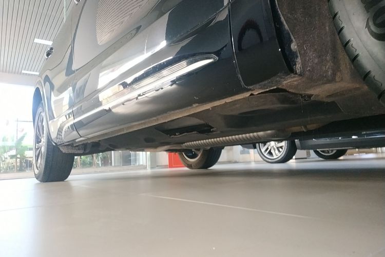 红旗HS5 2023款 2.0T 旗享Pro版局部细节9001