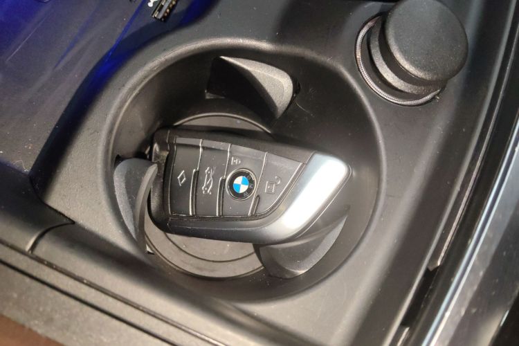 宝马5系 2022款 改款 525Li 豪华套装中控内饰11