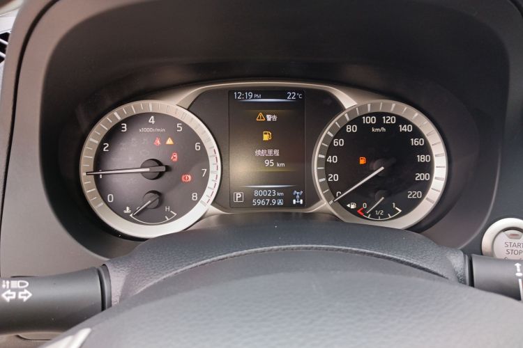 日产 途达 2020款 2.5L XL Upper 4WD 自动四驱豪华版中控内饰14