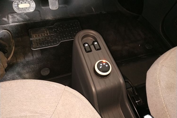 五菱汽车 宏光MINIEV 2021款 马卡龙时尚款 磷酸铁锂局部细节18