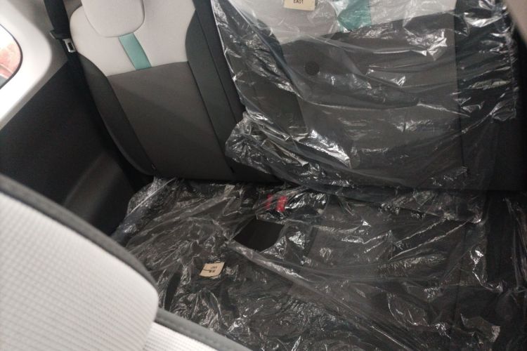 长安启源 长安Lumin 2023款 205km 香沁款中控内饰21