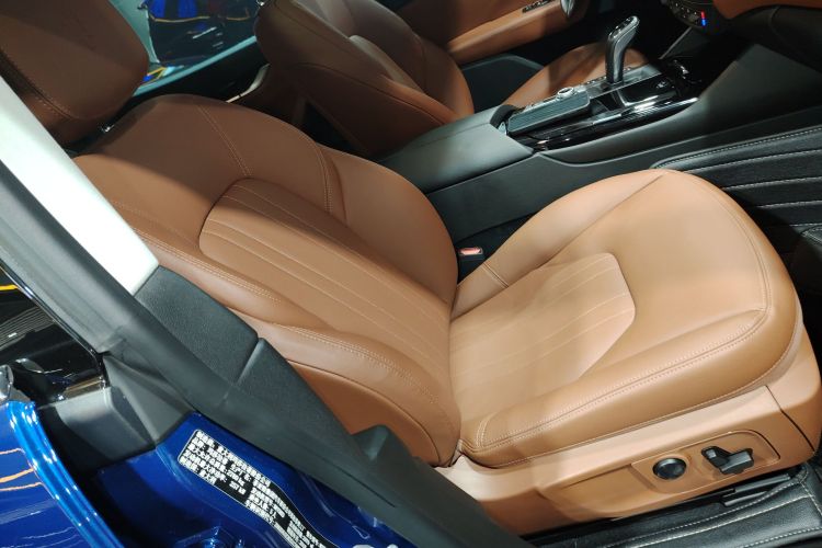 玛莎拉蒂 Levante 2019款 3.0T 标准版 国VI局部细节41