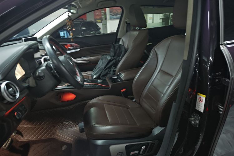 魏牌 VV7 2019款 升级款 2.0T 旗舰型 国VI中控内饰19