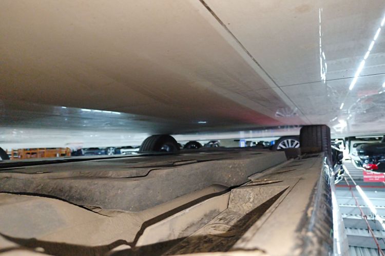 丰田 亚洲龙 2019款 双擎 2.5L 豪华版 国VI局部细节9001