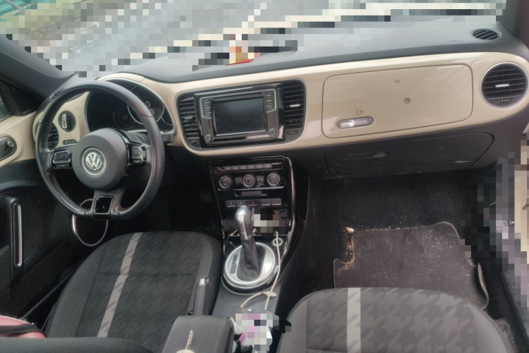 大众 甲壳虫 2019款 180TSI 珍藏版中控内饰12