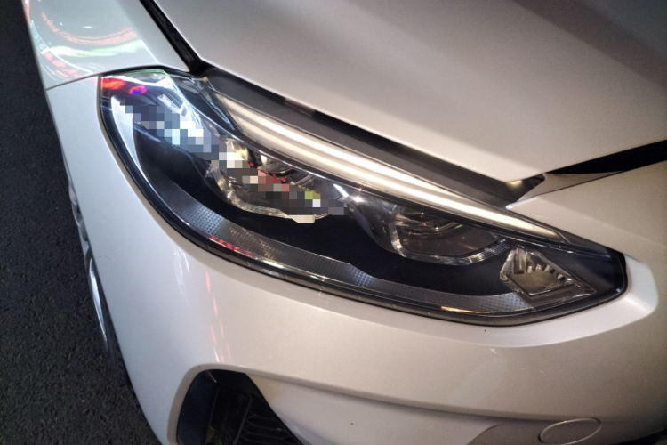 宝马1系 2022款 120i M运动曜夜版车身外观8