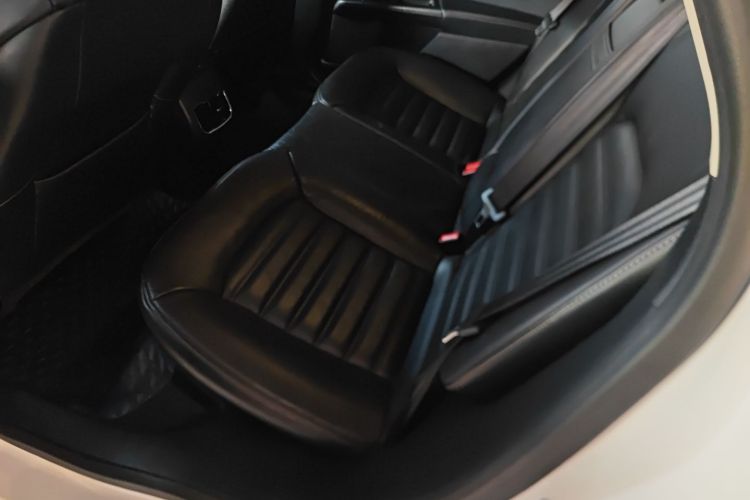 福特 蒙迪欧 2017款 EcoBoost 180 豪华型中控内饰7004