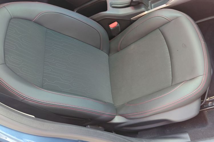 雪铁龙C3-XR 2015款 1.6L 自动先锋型中控内饰41