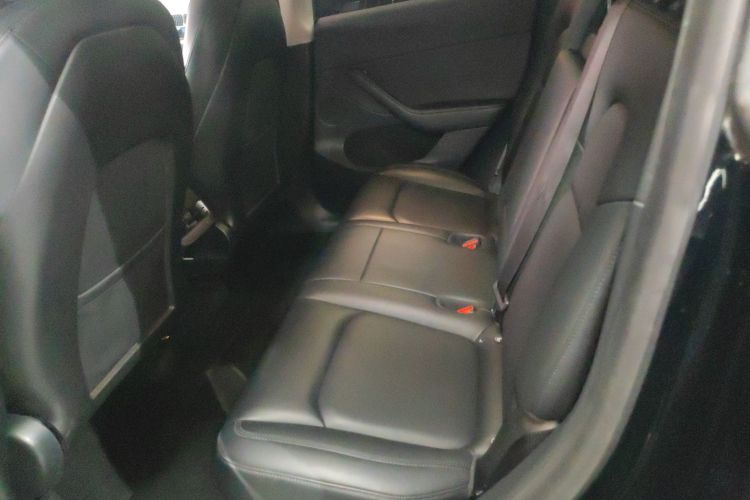 特斯拉 Model Y 2021款 标准续航后驱版中控内饰21