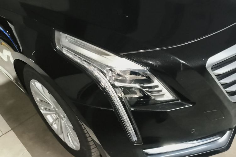 凯迪拉克CT6 2017款 28T 豪华型车身外观8