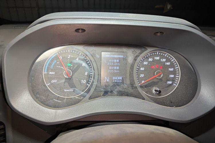 五菱汽车 五菱扬光 2024款 300KM 舒适型客车版 75kW中控内饰14