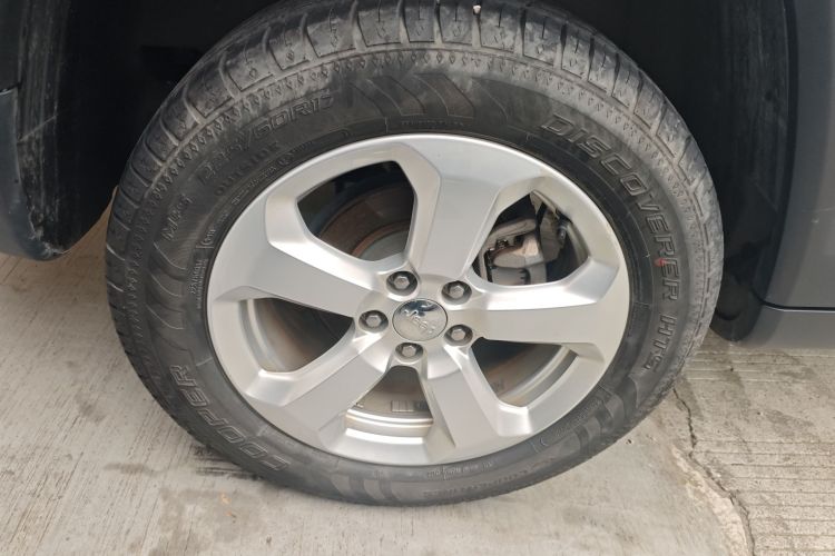 Jeep 指南者 2019款 200T 自动家享四驱-互联大屏版车身外观6008