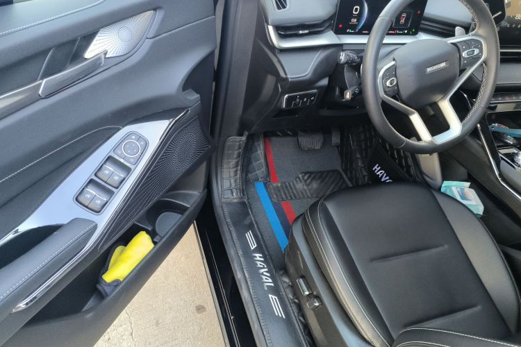 哈弗H6 2022款 第三代 1.5T 自动两驱Max中控内饰7003