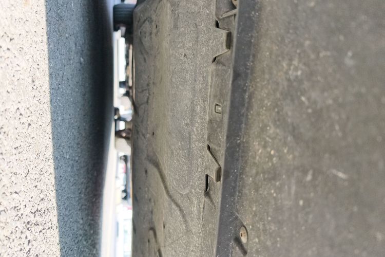 大众 朗逸 2013款 改款 1.4TSI DSG舒适版局部细节9008