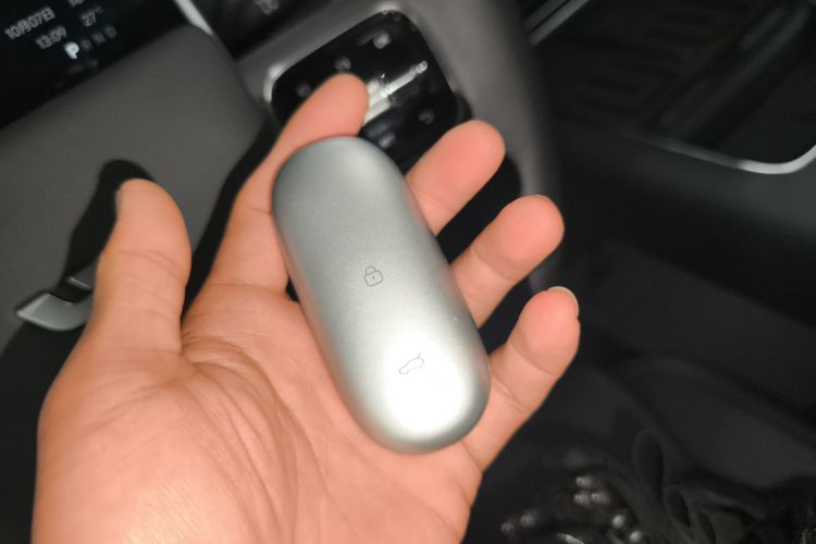 理想汽车 理想L8 2024款 Max中控内饰11