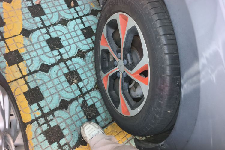 领克02 2018款 1.5T DCT两驱耀Pro版 国V车身外观10