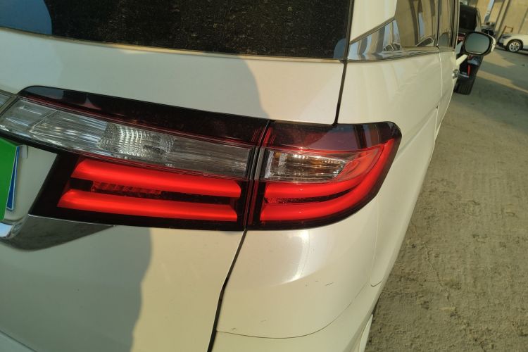 本田 奥德赛 2017款 2.4L 智享版车身外观9