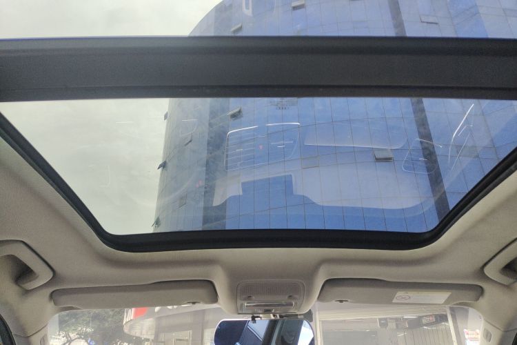 奥迪Q3 2015款 35 TFSI 进取型中控内饰22