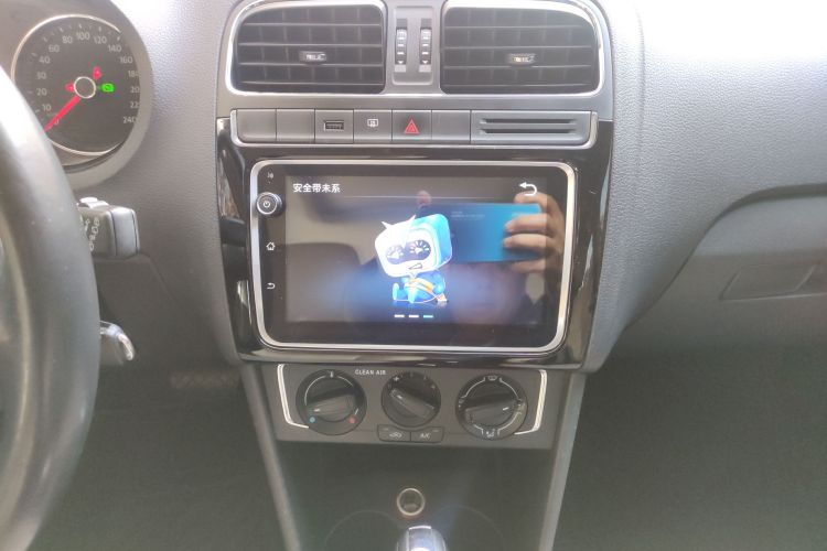 大众 Polo 2016款 1.6L 自动舒适型中控内饰16