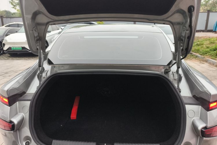 小鹏P7 2022款 586G机舱底盘23