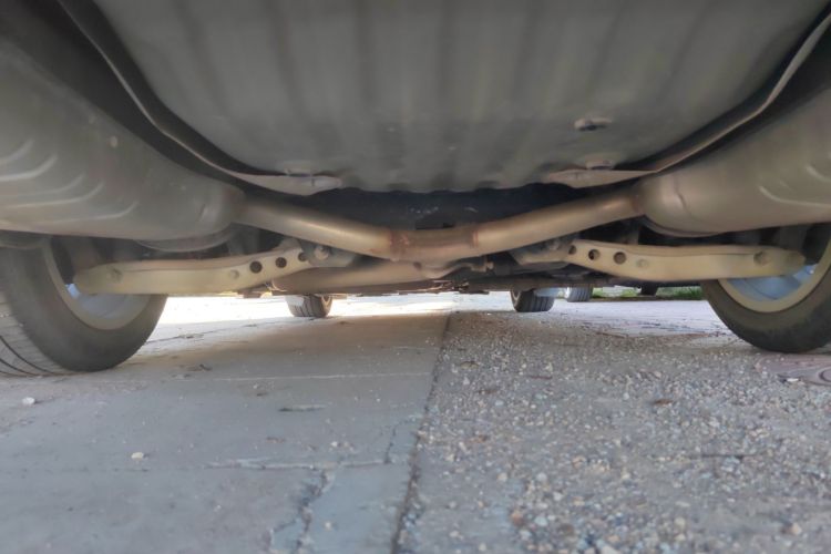 别克 君越 2021款 652T 豪华型局部细节9009