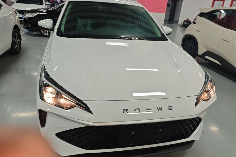 荣威i5 2026款 1.5L CVT豪华版车身外观2