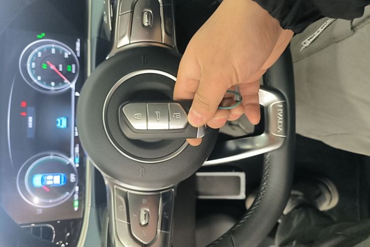 岚图汽车 岚图FREE 2021款 四驱标准增程专属豪华套装中控内饰7001