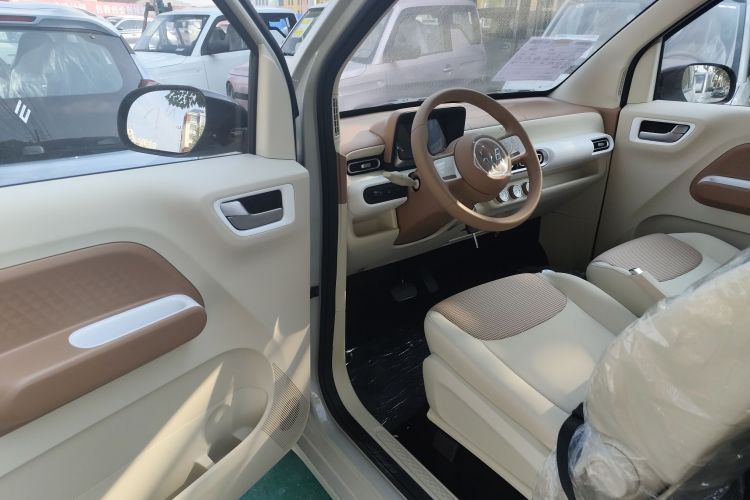 五菱汽车 宏光MINIEV 2024款 第三代 215km 青春版中控内饰20