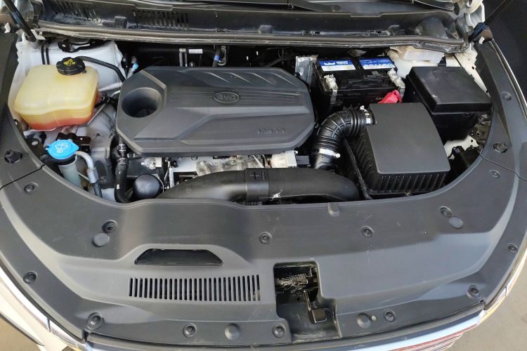 比亚迪 宋MAX 2021款 升级版 1.5T 自动豪华型 6座局部细节24