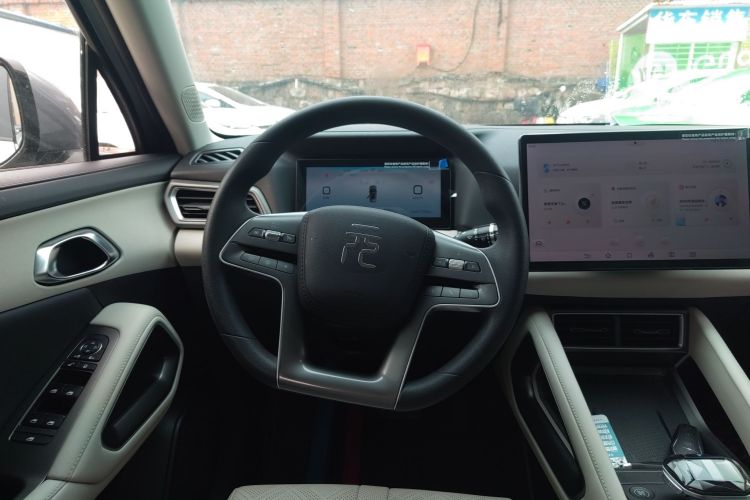 比亚迪 元UP 2024款 401KM 超越型中控内饰13