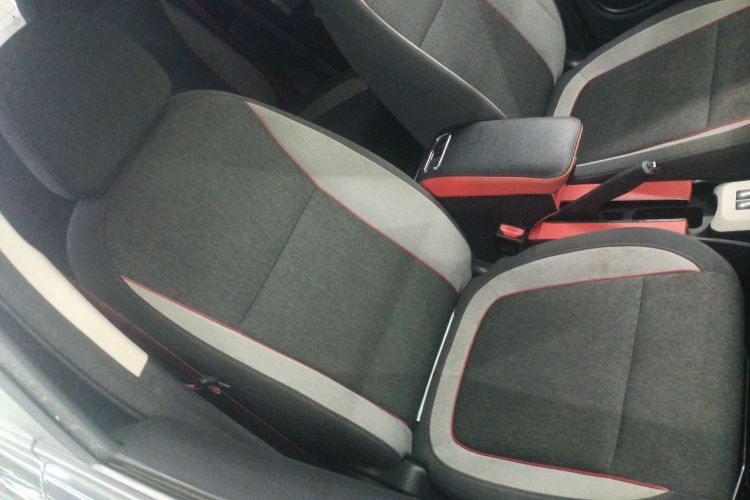 欧拉黑猫 2019款 301km 标准版局部细节41