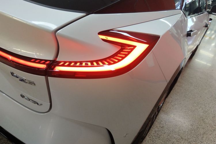 丰田bZ5 2025款 550 PRO智行版车身外观6001