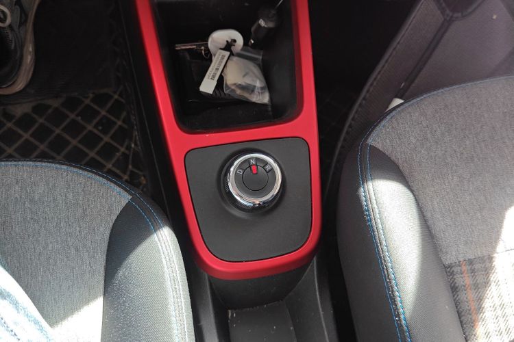 东风纳米EX1 2022款 PRO 悦世型中控内饰18