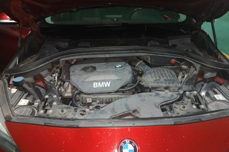 宝马2系多功能旅行车 2015款 218i 运动设计套装局部细节24