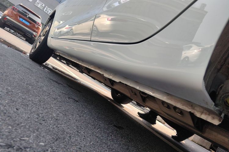 长安欧尚 奔奔E-Star 2021款 国民版 心悦版 磷酸铁锂（31.86kWh）局部细节9002