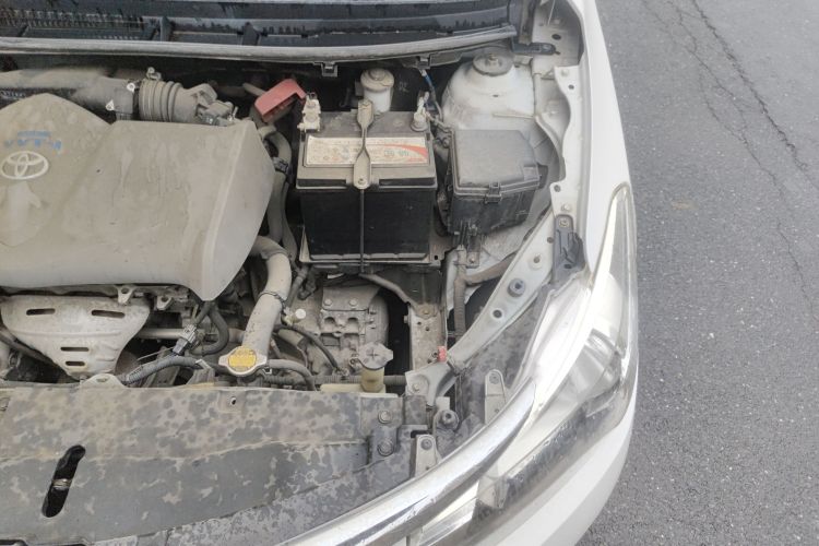 丰田 威驰 2016款 1.5L 自动智臻星耀版局部细节9007