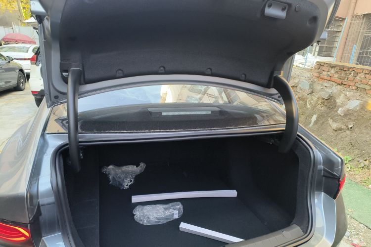 比亚迪 秦PLUS 2025款 DM-i 智驾版 128KM进取型机舱底盘23