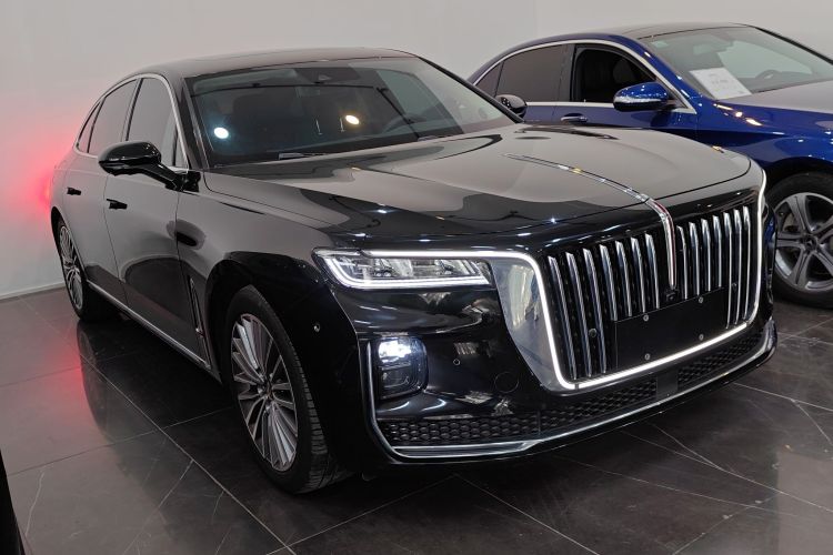 红旗H9 2020款 3.0T 智联旗畅版车身外观3