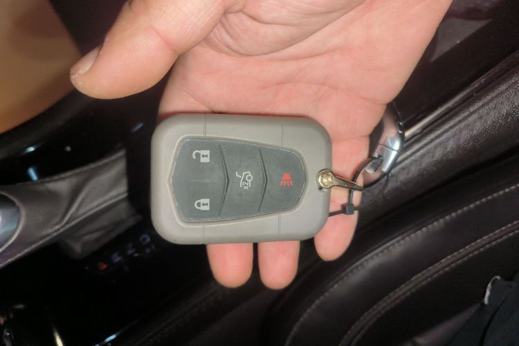 凯迪拉克ATS-L 2016款 28T 时尚型中控内饰7001