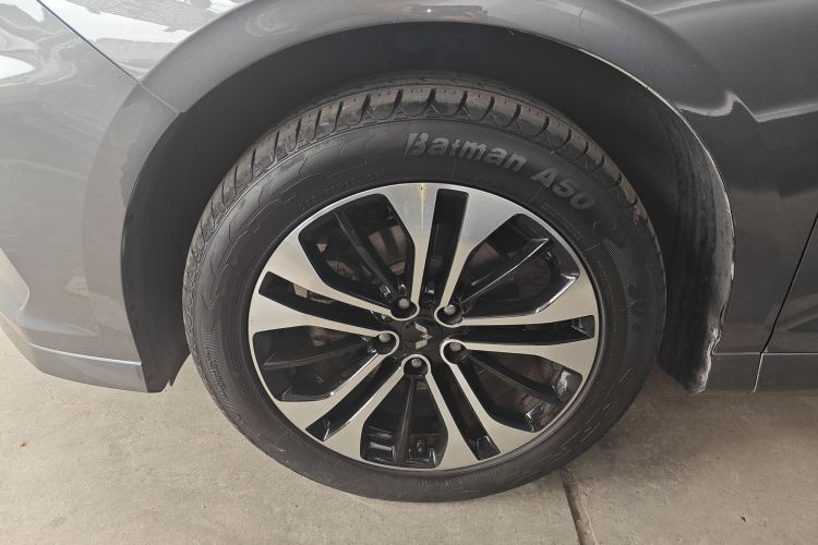 五菱汽车 五菱凯捷 2020款 1.5T CVT旗舰型车身外观35