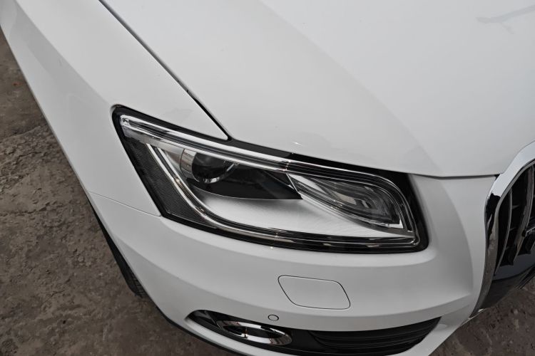 奥迪Q5 2016款 40 TFSI 技术型车身外观8