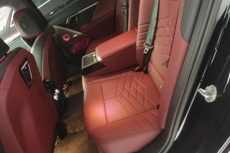 宝马5系 2025款 530Li 尊享型 M运动套装中控内饰21