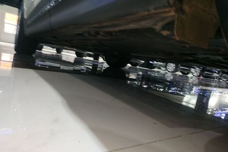 奔驰GLB 2022款 改款二 GLB 200 时尚型局部细节9002